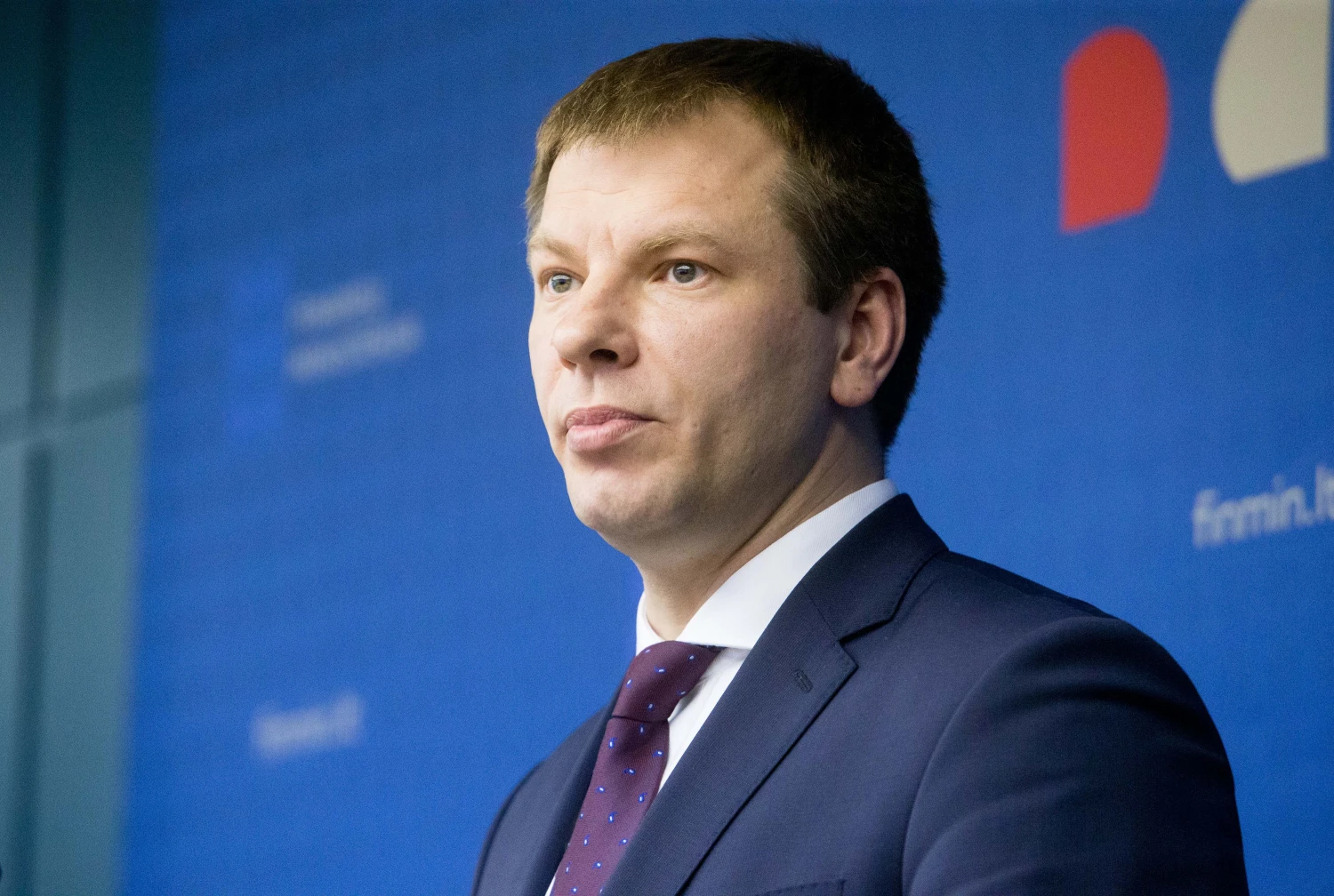 Vilius Šapoka, finansų ministras: „Komisija, vertindama valdžios sektoriaus balansą, atsižvelgia į socialinio modelio įgyvendinimo įtaką.“ 
Juditos grigelytės (Vž) nuotr.