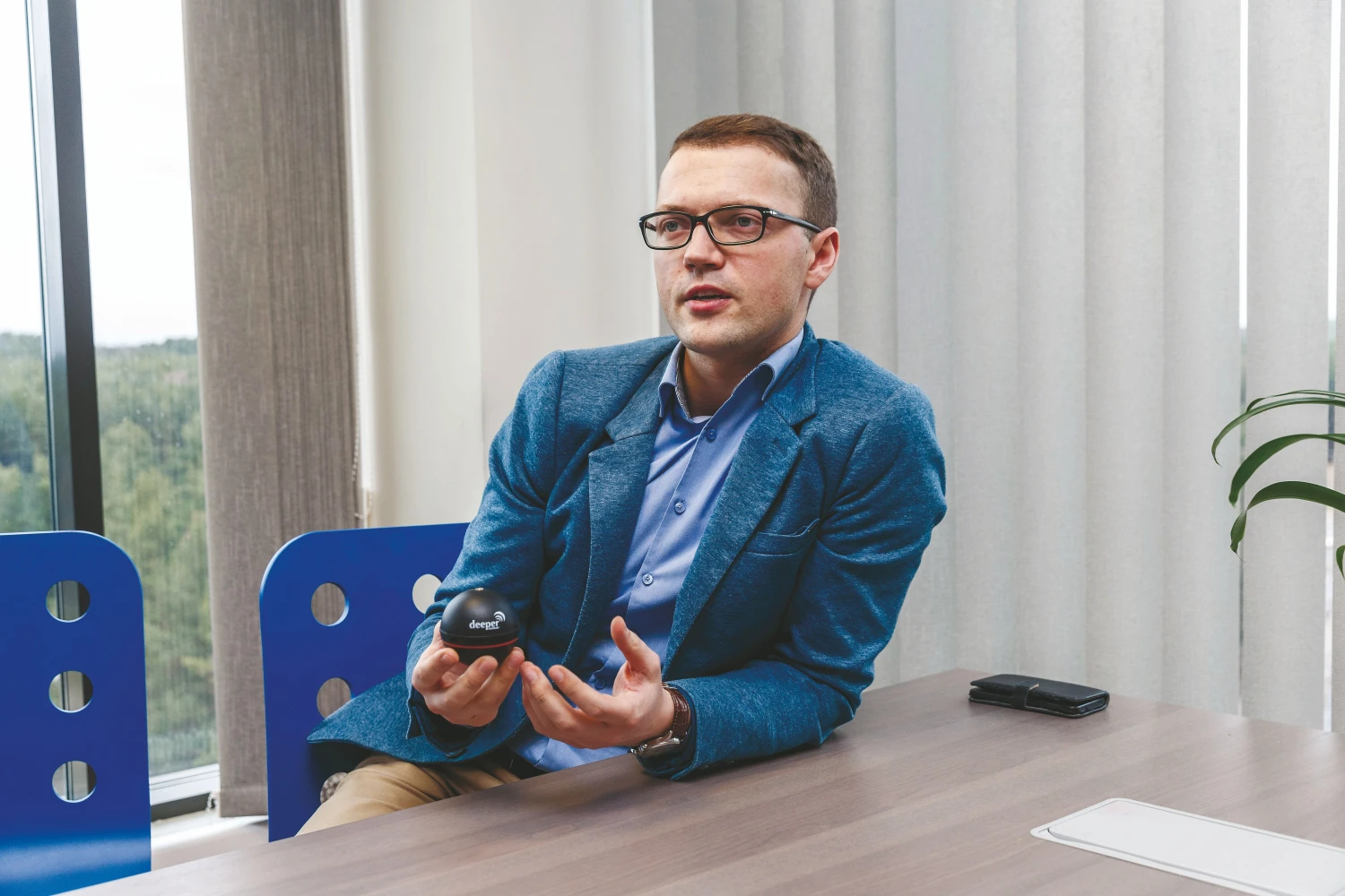 Rolandas Sereika, „Deeper“ rinkodaros vadovas: „Mūsų išlaidos vartotojų generuojamam turiniui per kelerius metus siekė apie 15.000 Eur. Tačiau, jei įvertinsime vien herojų vaizdo organinių peržiūrų skaičių „Youtube“ kanale, sutaupėme daugiau kaip 500.000 Eur, kuriuos būtume išleidę produktų komunikacijai, jeigu būtume dirbę su mokamais šios platformos kanalais.“ Vladimiro Ivanovo (VŽ) nuotr.
