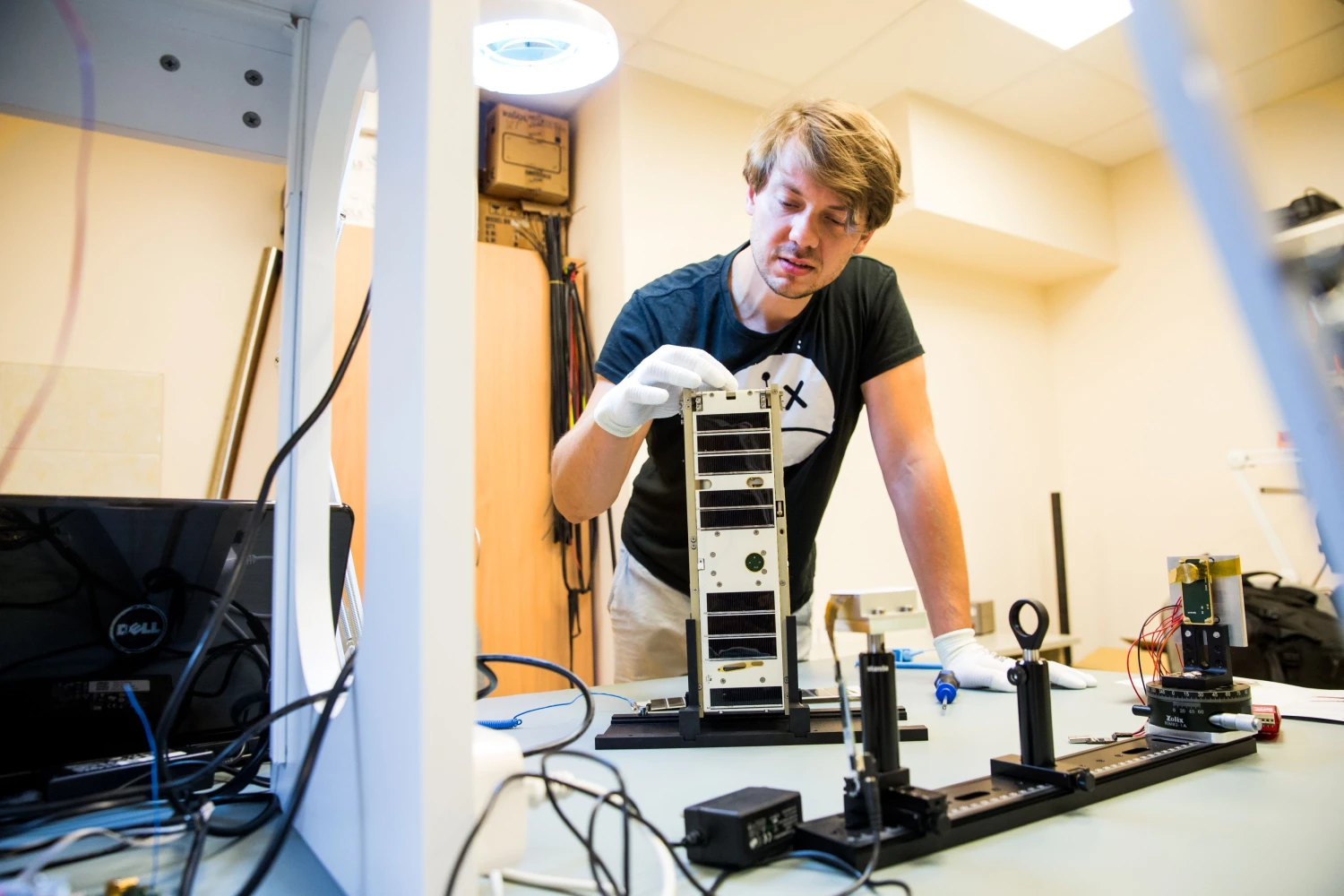 Vytenis Buzas, aviacijos inžinierius, pirmojo lietuviško Žemės palydovo "LituanicaSAT-1" kūrėjas, kosmoso technologijų UAB „Nanoavionika“ direktorius bei vienas iš įkūrėjų. Juditos Grigelytės (VŽ) nuotr.