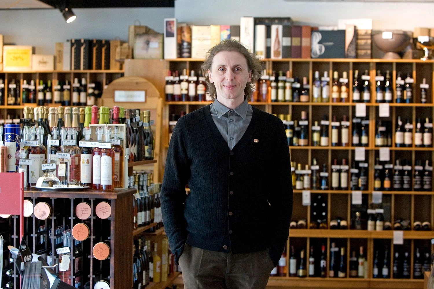 „Kaip dalį „Wine in Moderation“ programos siūlome Lietuvoje įsivesti naują ženklinimą: ant kiekvieno butelio etiketės rašyti, kiek jame yra standartinių alkoholio vienetų“, – sako vyno ekspertas Arūnas Starkus, „Vyno klubo“ bendraturtis ir LSM mokymų direktorius. Vladimiro Ivanovo (VŽ) nuotr.