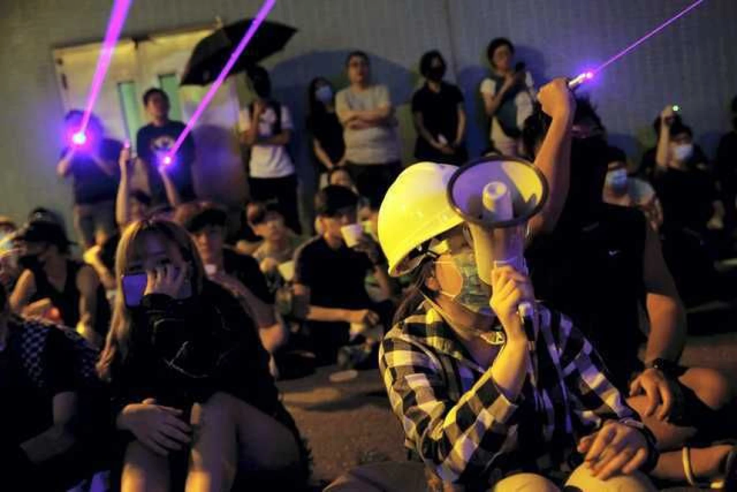 Protestų Honkonge akimirkos.  Valeriy Melnikov, Kai Pfaffenbach, Willy Kurniawan, Philip Fong, Kim Hong-Ji, Issei Kato, Manan Vatsyayana, Carolyn Kaster, Ann Wang („RIA Novosti“/AFP/„Scanpix“/„Reuters“) nuotr.