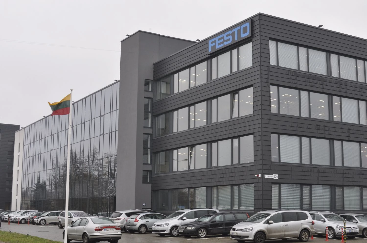 UAB „Festo“ į nuomojamo pastato pritaikymą savo reikmėms šiemet planuoja investuoti apie 0,5 mln. Eur. Vytauto Gaižausko (VŽ) nuotr. 