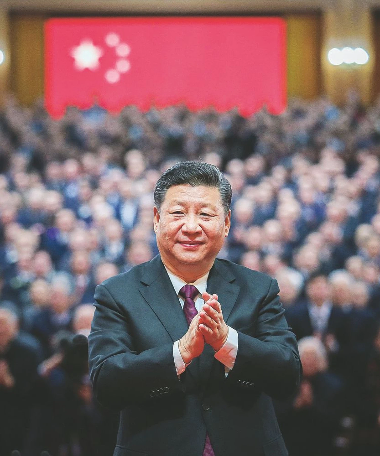 Visur kabėjo pono Xi portretai ir citatos, kuriomis buvo liaupsinama partija, ir tai paskatino šnekas apie naują asmenybės kultą. „Sipa“ / „Scanpix“ nuotr. 