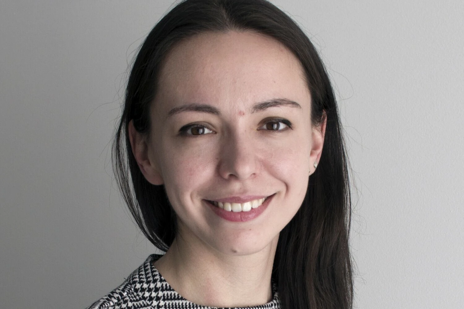 Sofia Khatsernova, investuotoja, finansų maklerio įmonės „Fundvest“ atitikties vadovė. Asmeninio archyvo nuotr.