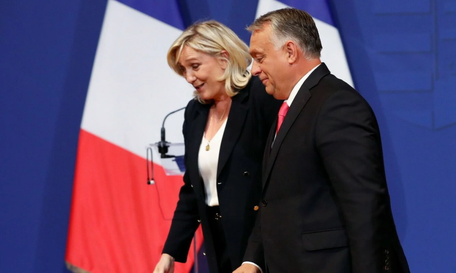 M. Le Pen ir V. Orbanas. Bernadetto Szabo („Reuters“/„Scanpix“) nuotr.