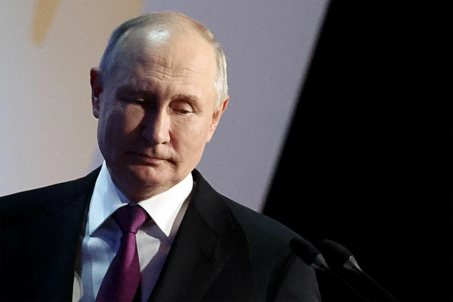 Karo nusikaltimais kaltinamas Rusijos diktatorius Vladimiras Putinas. Vyacheslavo Prokofyevo (AFP / „Scanpix“) nuotr.