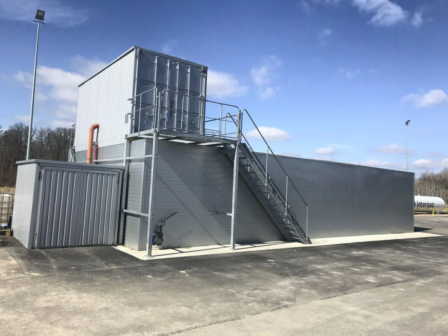 Pramoninis nuotekų valymo įrenginys.