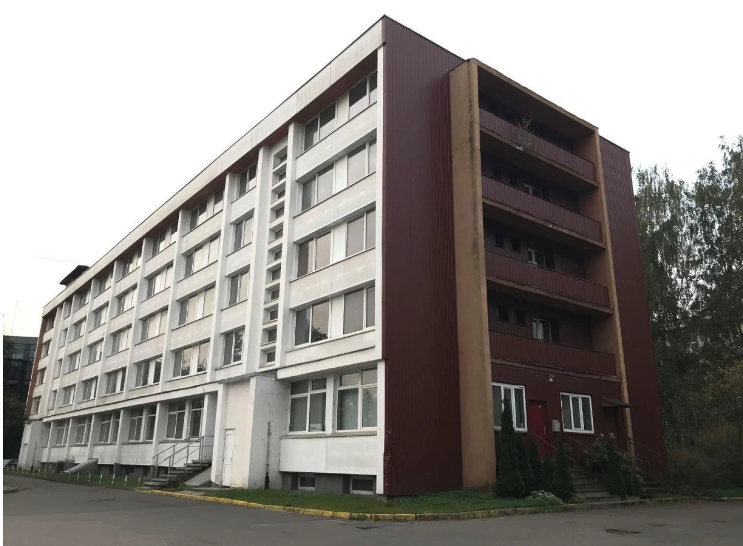 Aukcione parduotas bendrabutis Žvėryno mikrorajone. Turto banko nuotr.