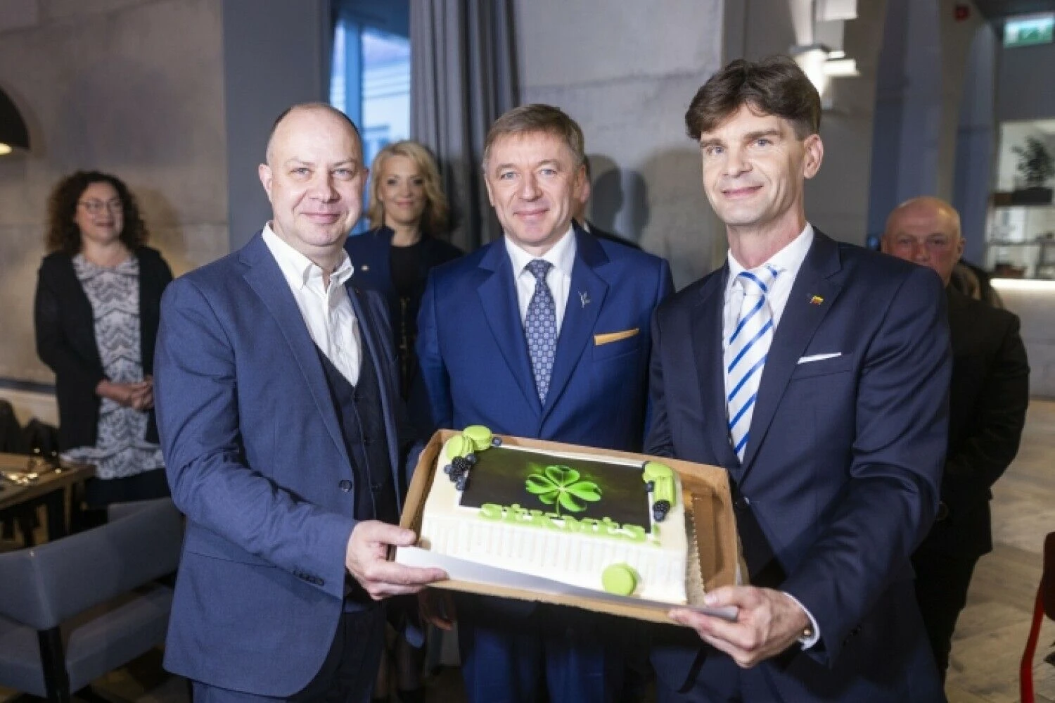 Iš kairės: Aurelijus Veryga, Ramūnas Karbauskis ir Ignas Vėgėlė. BNS nuotr.