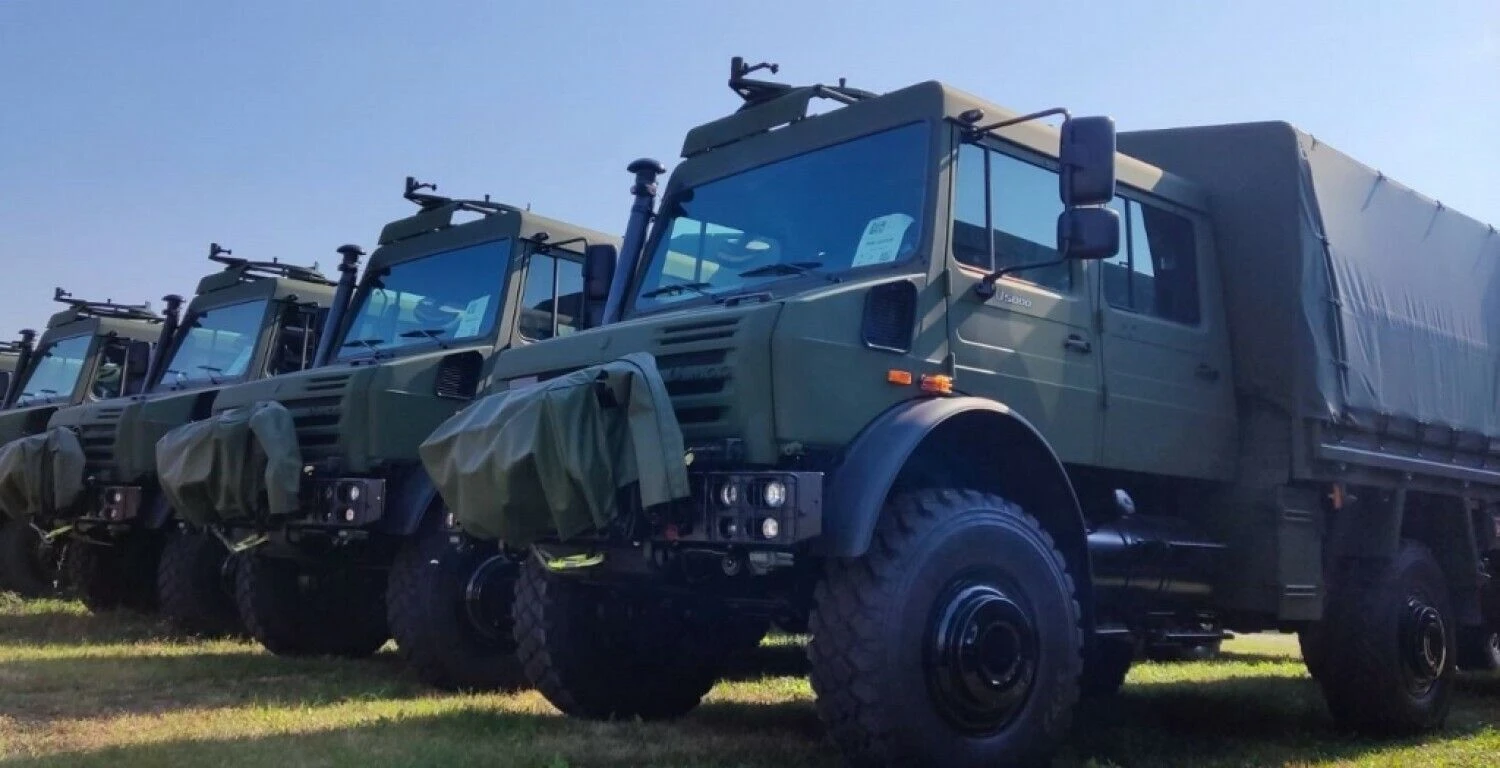 Visureigiai sunkvežimiai „Unimog“. KAM nuotr.