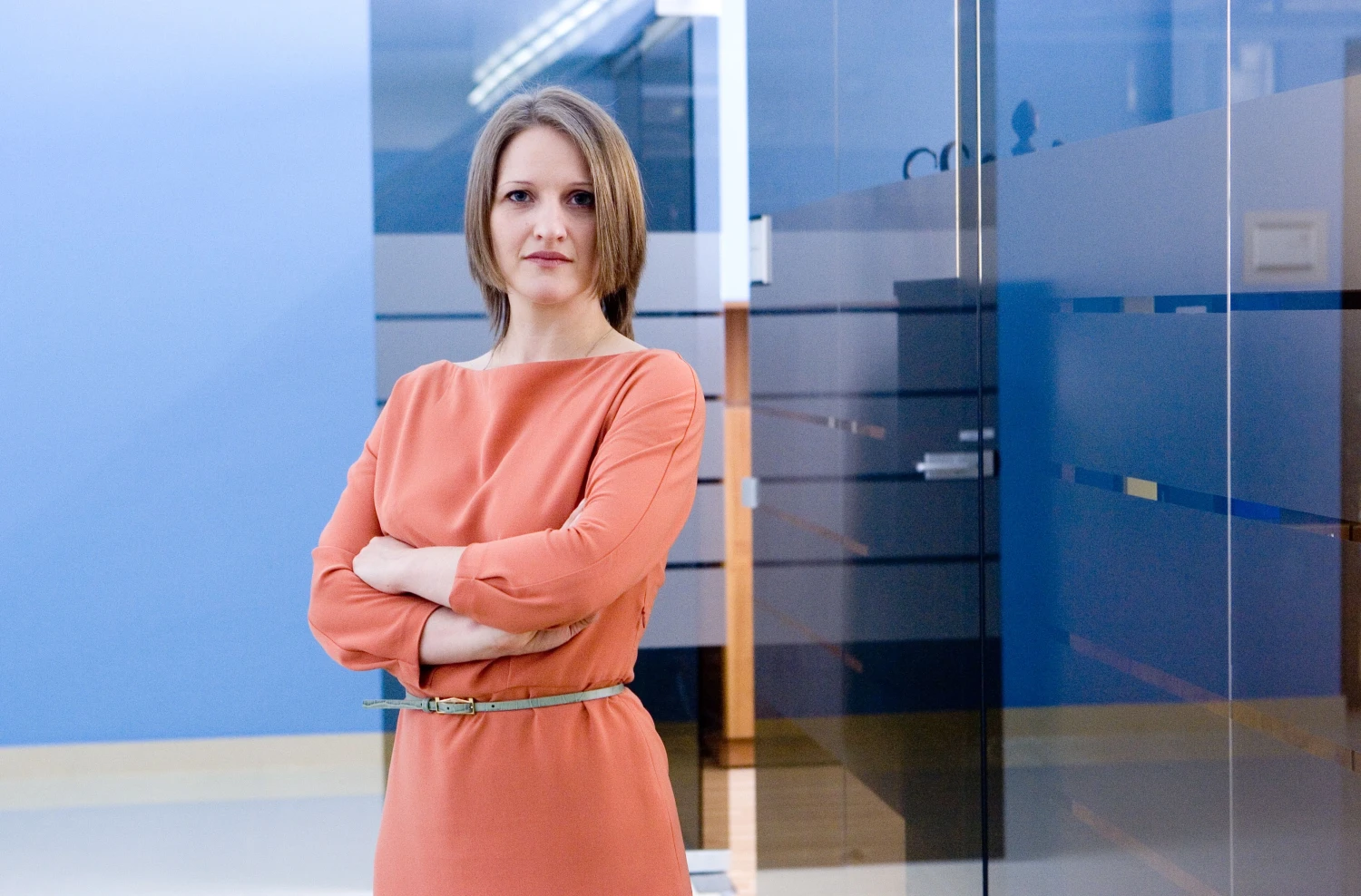 Jekaterina Rojaka, DNB banko vyriausioji analitikė Baltijos šalims ir Ekonominių tyrimų padalinio vadovė: „Lyginant š. m. II ketvirčio bruto, t. y. prieš mokesčius, atlyginimo prieaugį, reguliavimo poveikis dar stiprėja ir sudaro iki trijų ketvirtadalių. Panaši proporcija išsilaikytų ir kitąmet, jei, kaip žadama, minimali alga bus padidinta iki 375 eurų.“ Juditos grigelytės (VŽ) nuotr.