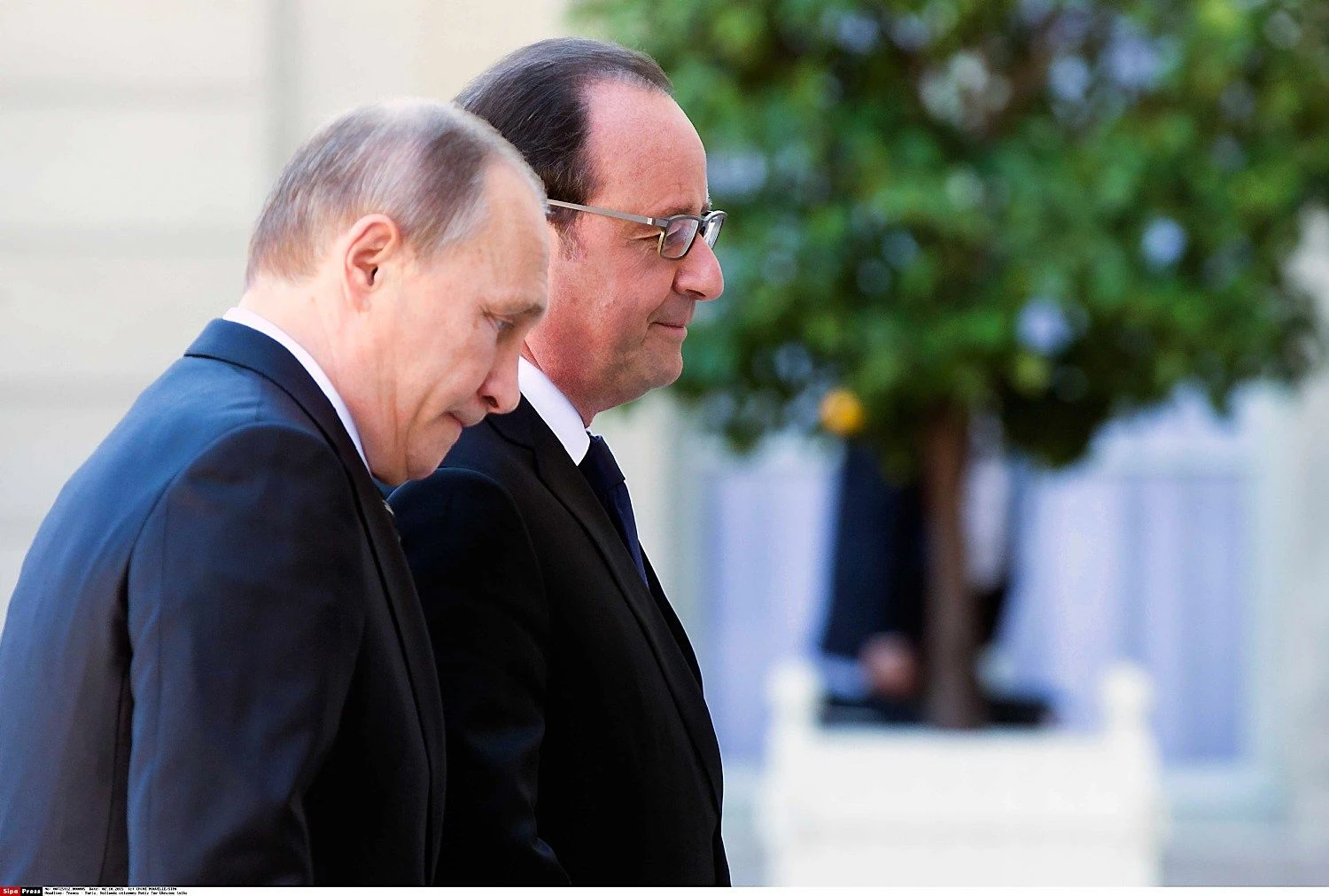 Vladimiras Putinas siekia pademonstruoti, kad Rusija dabar – svarbiausia Prancūzijos partnerė. Theo Duval („Xinhua“ / „Scanpix“) nuotr.