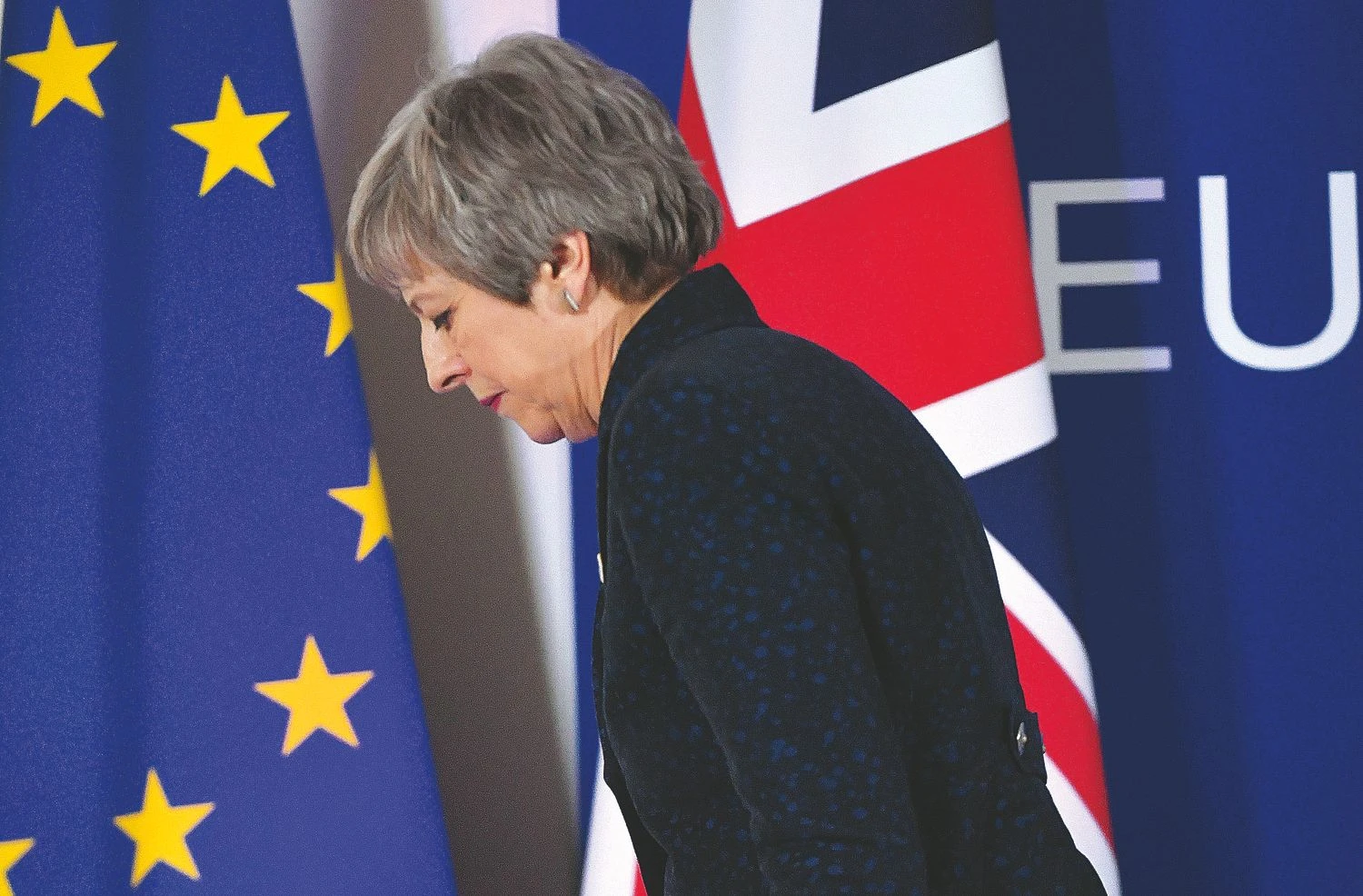 Theresa May, Jungtinės Karalystės premjerė, pristatė savo pasitraukimo planą. Emmanuelio Dunando (AFP / „Scanpix“) nuotr. 