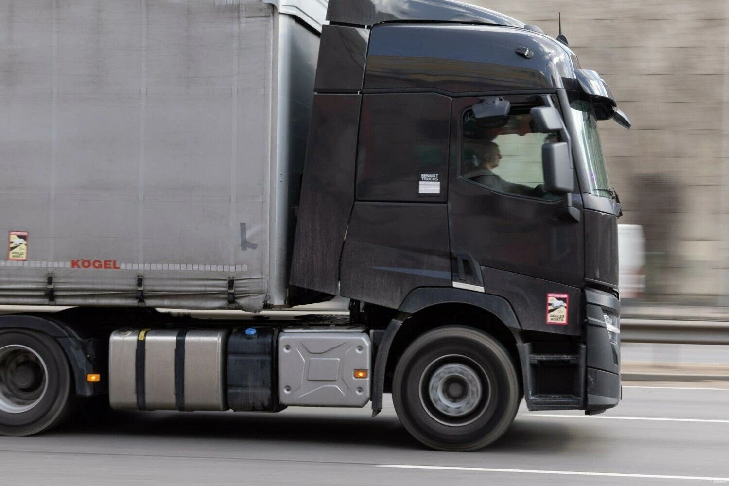 Pernai dešimtadaliu atlyginimus didinęs sektorius šiemet turėtų daugiau atsilikti nuo Lietuvos vidurkio. Juditos Grigelytės (VŽ) nuotr.