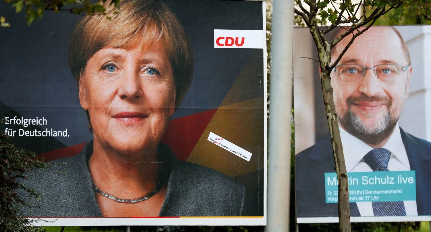 Martinui Schulzui, socialdemokratų lyderiui, kampanijos metu taip ir nepavyko išjudinti tvirtų Angelos Merkel, Vokietijos kanclerės, pozicijų.
Fabrizio Benscho („Reuters“ / „Scanpix“) nuotr.