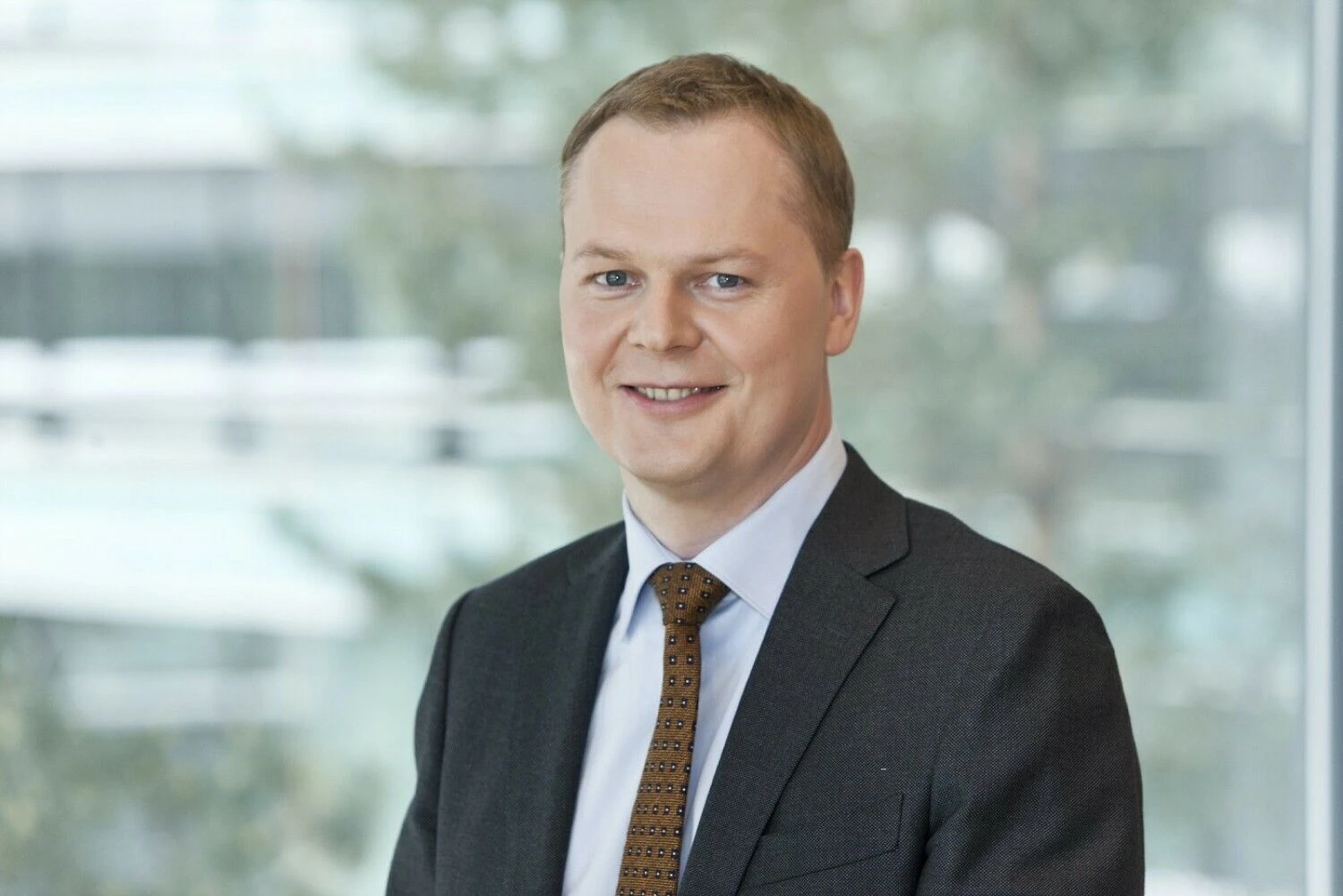 Vytis Žegužauskas, „Luminor“ banko Verslo klientų skyriaus vadovas: „Tie ūkiai, kurie jau yra investavę į infrastruktūrą, pavyzdžiui, turi įsirengę džiovyklas, įsigiję ekonomiškesnę techniką, įsidiegę automatizuotus sprendimus, tvirčiau stovi ant kojų, jiems lengviau.“