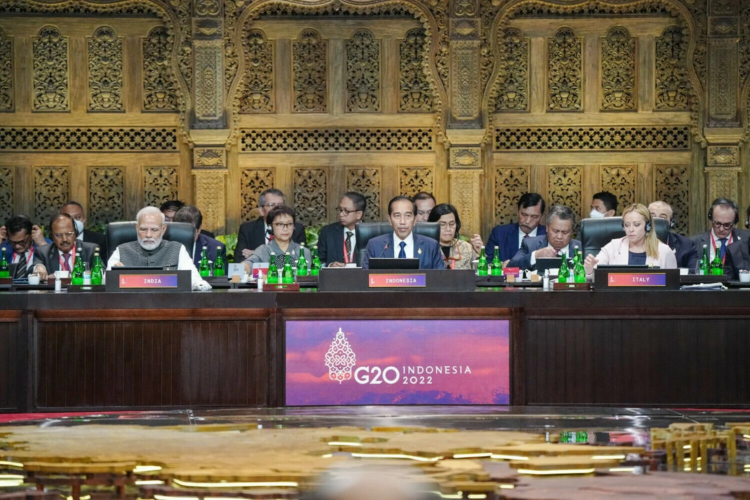 Narendra Modi, Indijos ministras pirmininkas, Joko Widodo, Indonezijos prezidentas, ir Giorgia Meloni, Italijos ministrė pirmininkė. Kay Nietfeld („dpa“ / „Scanpix“) nuotr.