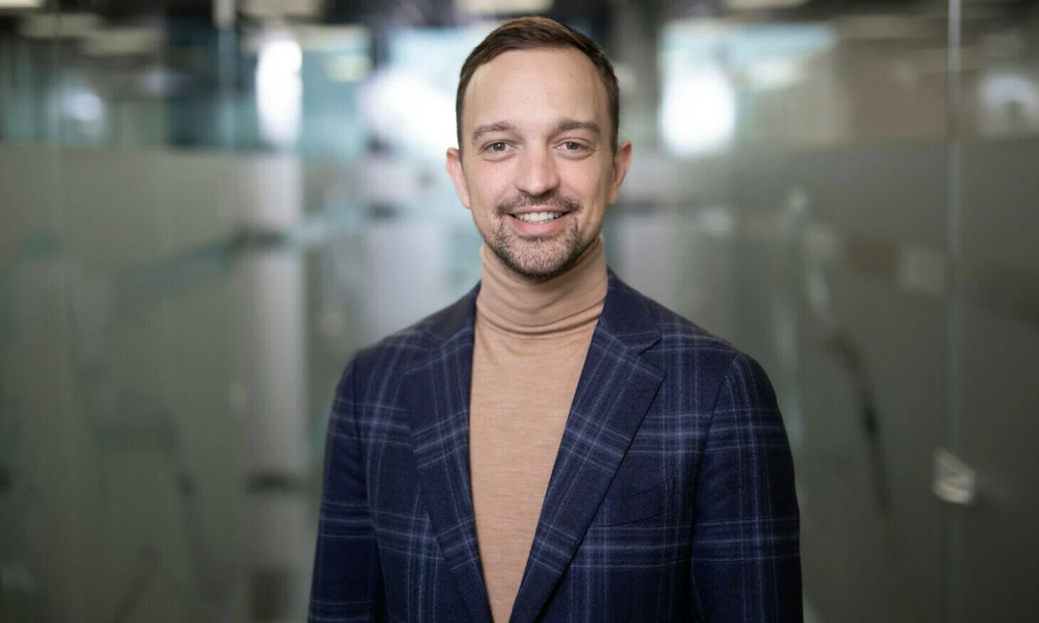 Marius Kundrotas, „Adampolis Finance“ kreditų valdymo vadovas: „Mūsų tarpininkavimas klientams duoda net keletą labai svarbių naudų, pirmiausia, greitį ir operatyvumą.“