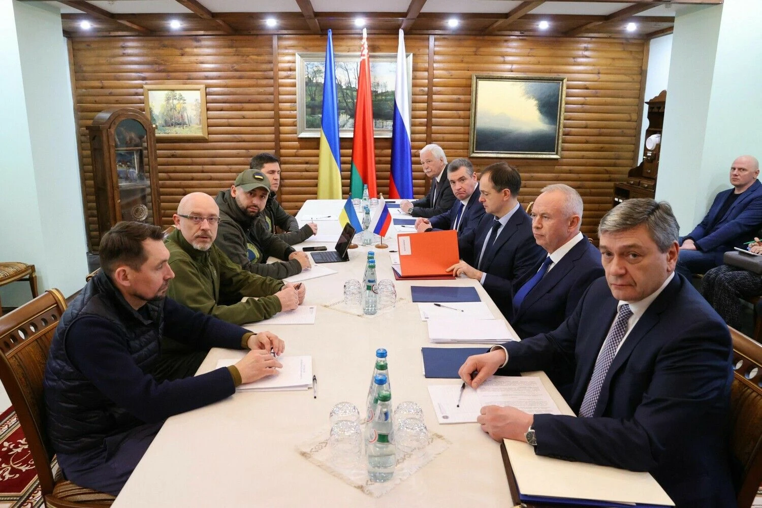 Ukrainos ir Rusijos atstovų derybos Turkijoje. Maksimo Gučeko (AFP/„Scanpix“) nuotr.