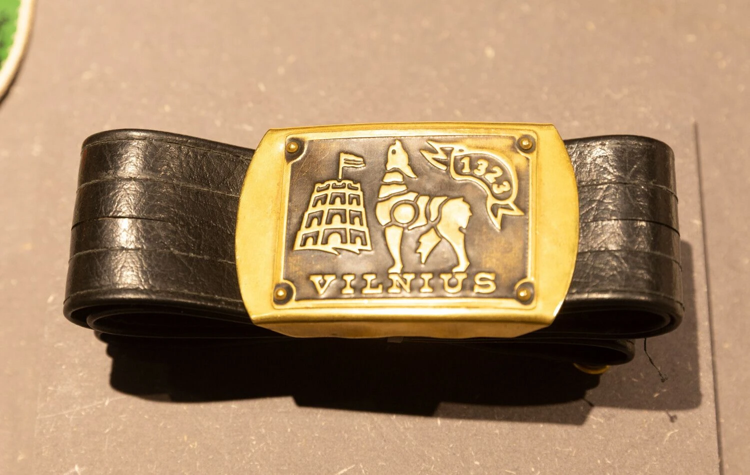 Iš Vilniaus muziejuje veikiančios parodos „Vilkas, bokštas ir bažnyčia. Vilniaus suvenyrai“. Juditos Grigelytės (VŽ) nuotr.