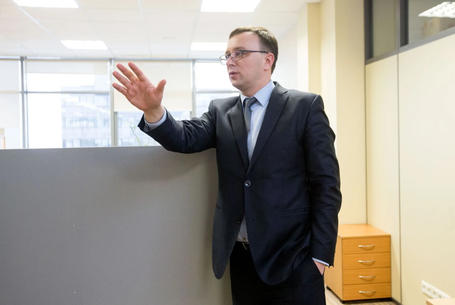 Raimondas Ušeckas, UAB „West Express“ generalinis direktorius: „Turizmo rinka Lietuvoje auga, tad agentūros turės investuoti į darbuotojų kvalifikacijos kėlimą, o, jai kylant, didės ir įmonių darbo užmokesčio fondai.“ Juditos Grigelytės (VŽ) nuotr.