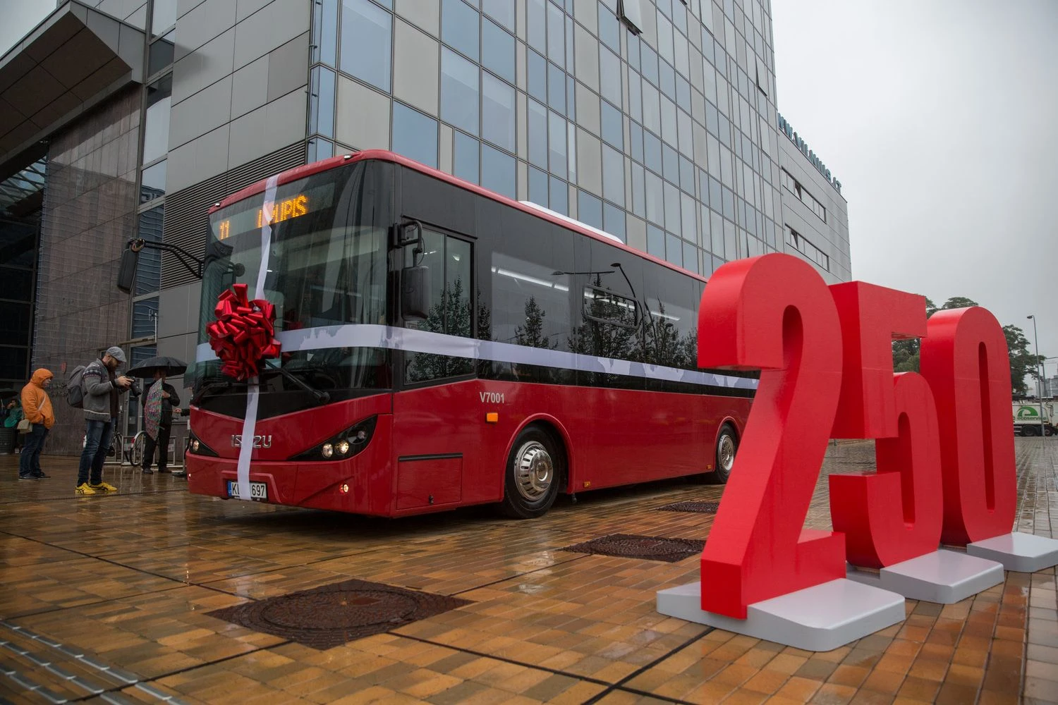 Vilniuje pristatyti nauji autobusai. Juliaus Kalinsko („15min.lt“) nuotr. 
