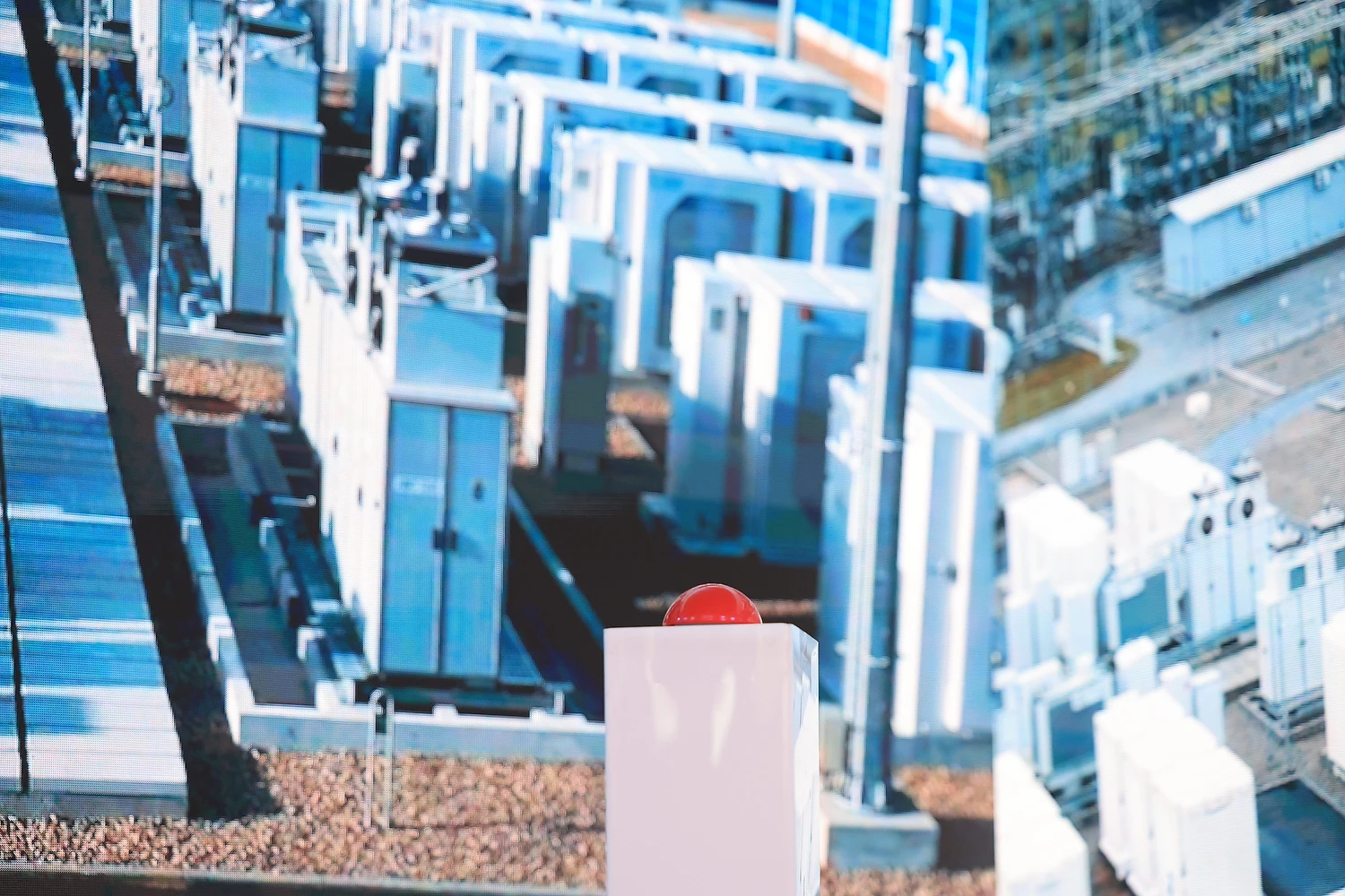 „Energy cells“ energijos kaupimo įrenginiai. Vladimiro Ivanovo nuotr.