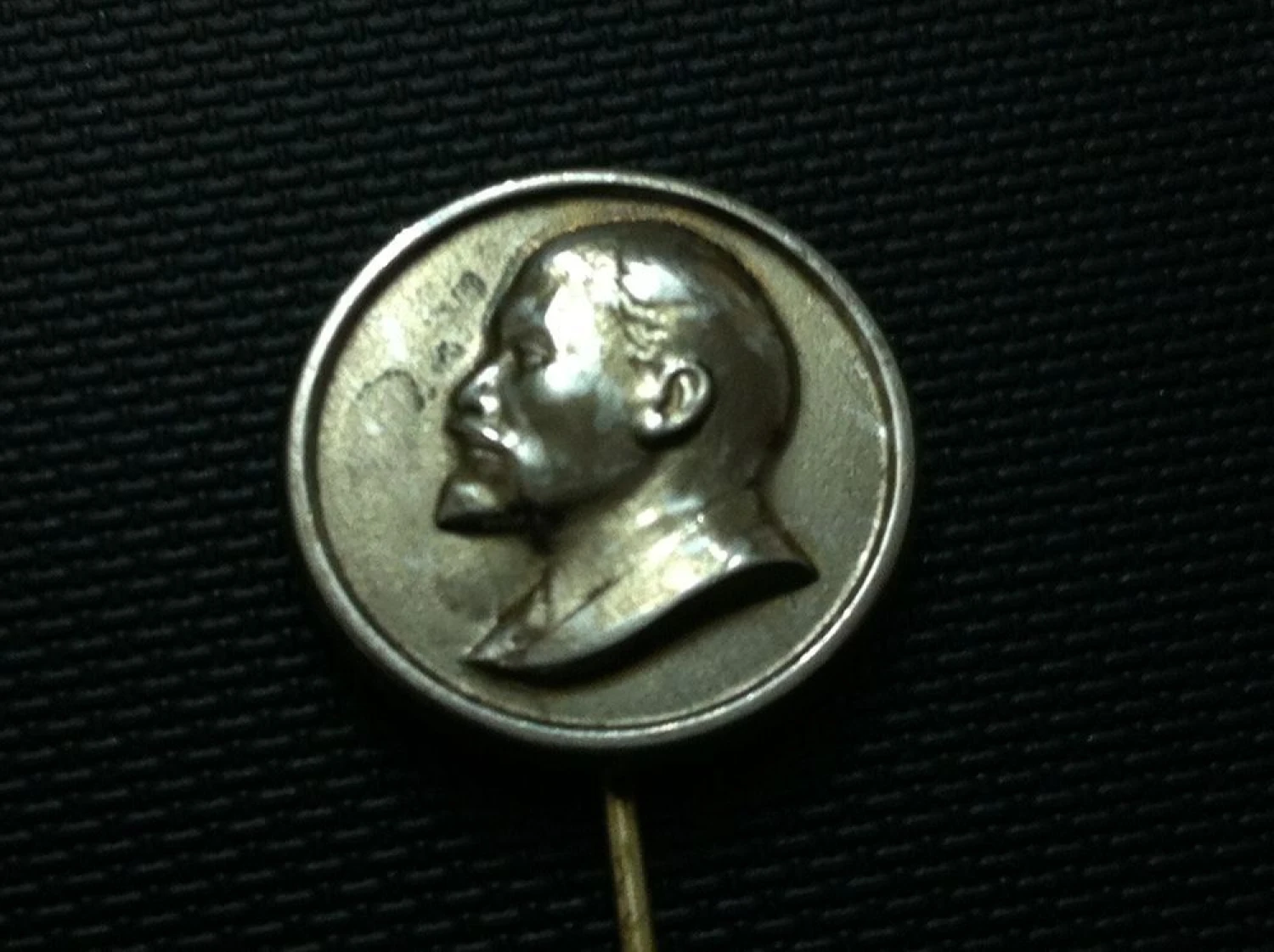 De Gaulle‘is ar ne de Gaulle‘is? ebay.com nuotr.