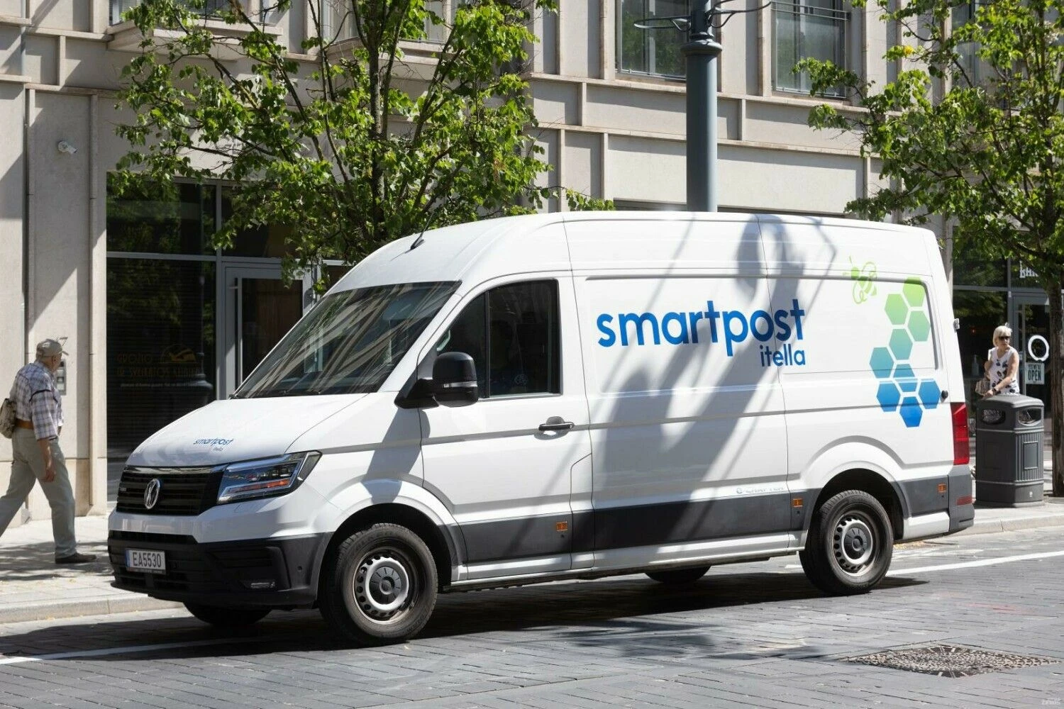 „Smartpost“ krovininis mikroautobusas. Juditos Grigelytės (VŽ) nuotr.