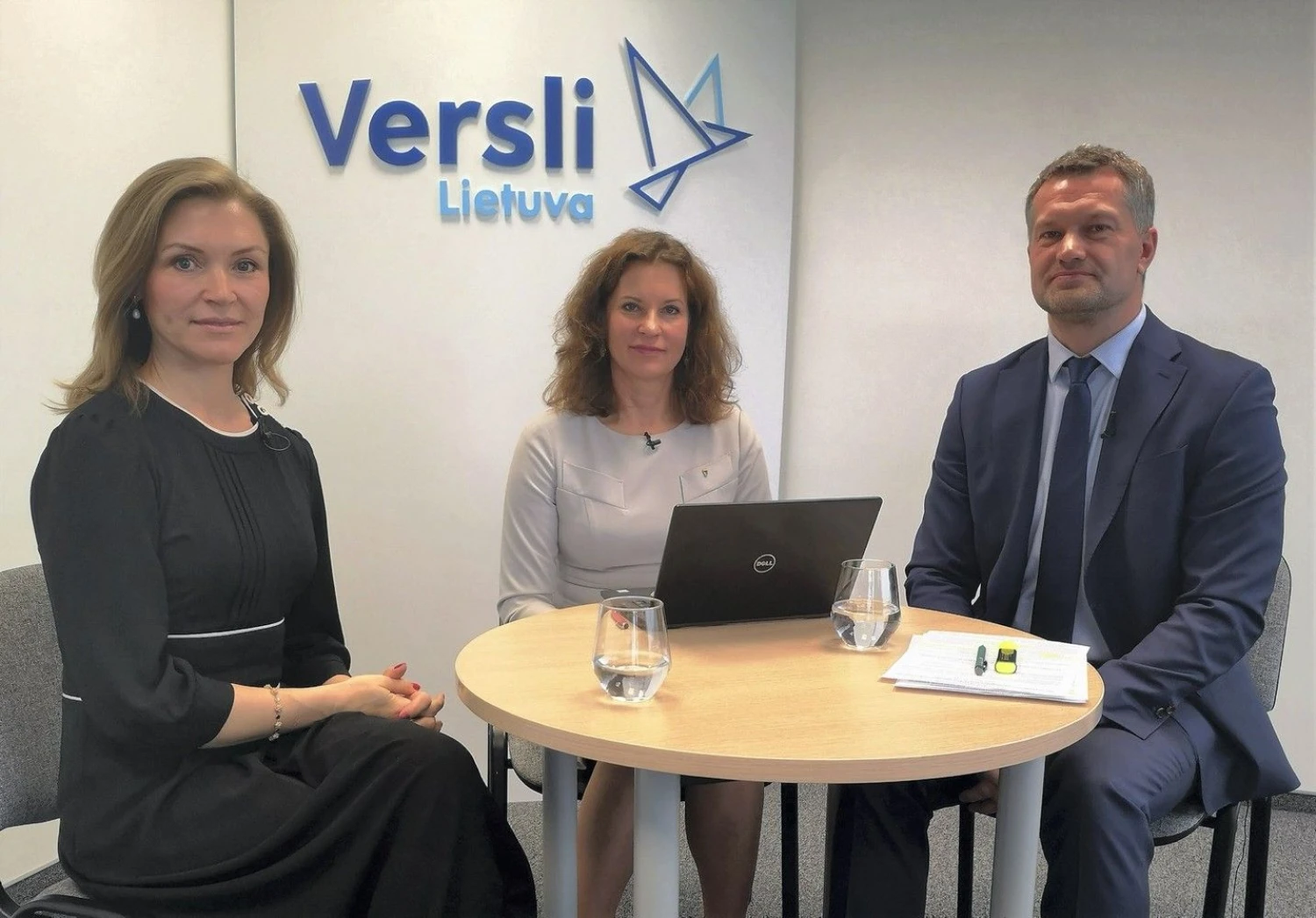 Nuotr. Iš kairės: Jūratė Radzevičienė, Vilniaus prekybos, pramonės ir amatų rūmų advokatė, Daina Kleponė, VšĮ „Versli Lietuva“ generalinė direktorė, Vytautas Kalmatavičius, advokatų kontoros „Triniti Lithuania“ partneris.

