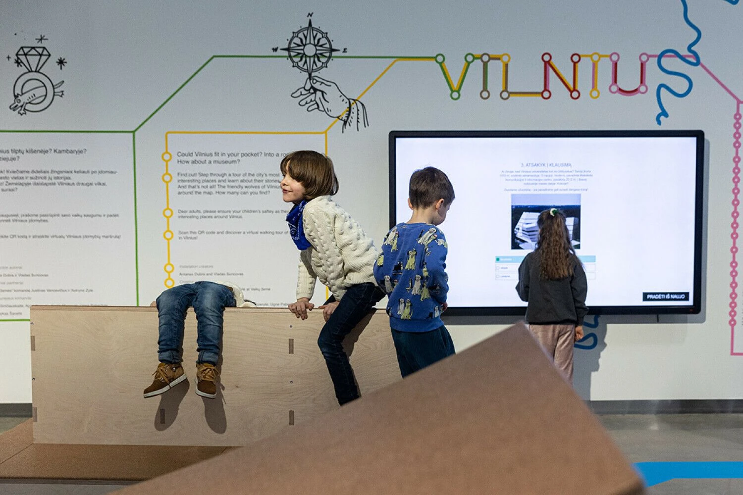 Meninės instaliacijos „Surask vilką“ dalis. MO muziejaus nuotr.