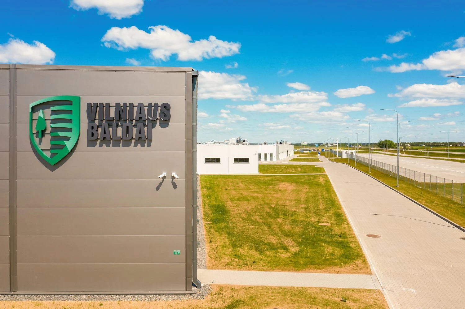 Naujoji „Vilniaus baldų“ gamykla Trakų raj. Bendrovės nuotr. 