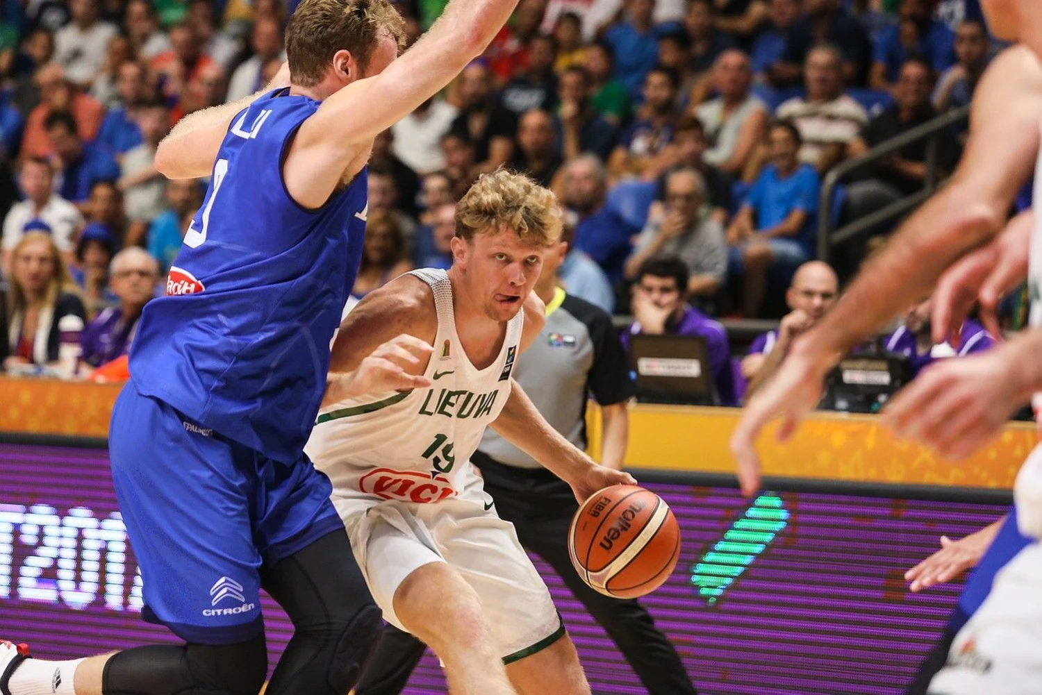 „EuroBasket 2017“ B grupės rungtynės Lietuva – Italija. Eriko Ovčarenko („15 min“) nuotr.
