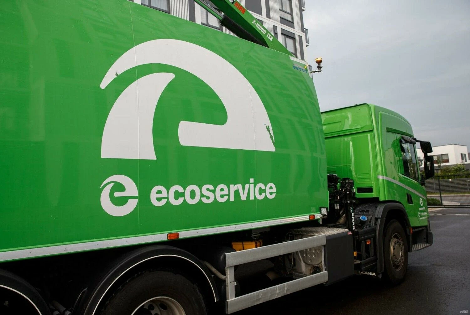 „Ecoservice“ atliekų išvežimo sunkvežimis. Juditos Grigelytės (VŽ) nuotr.