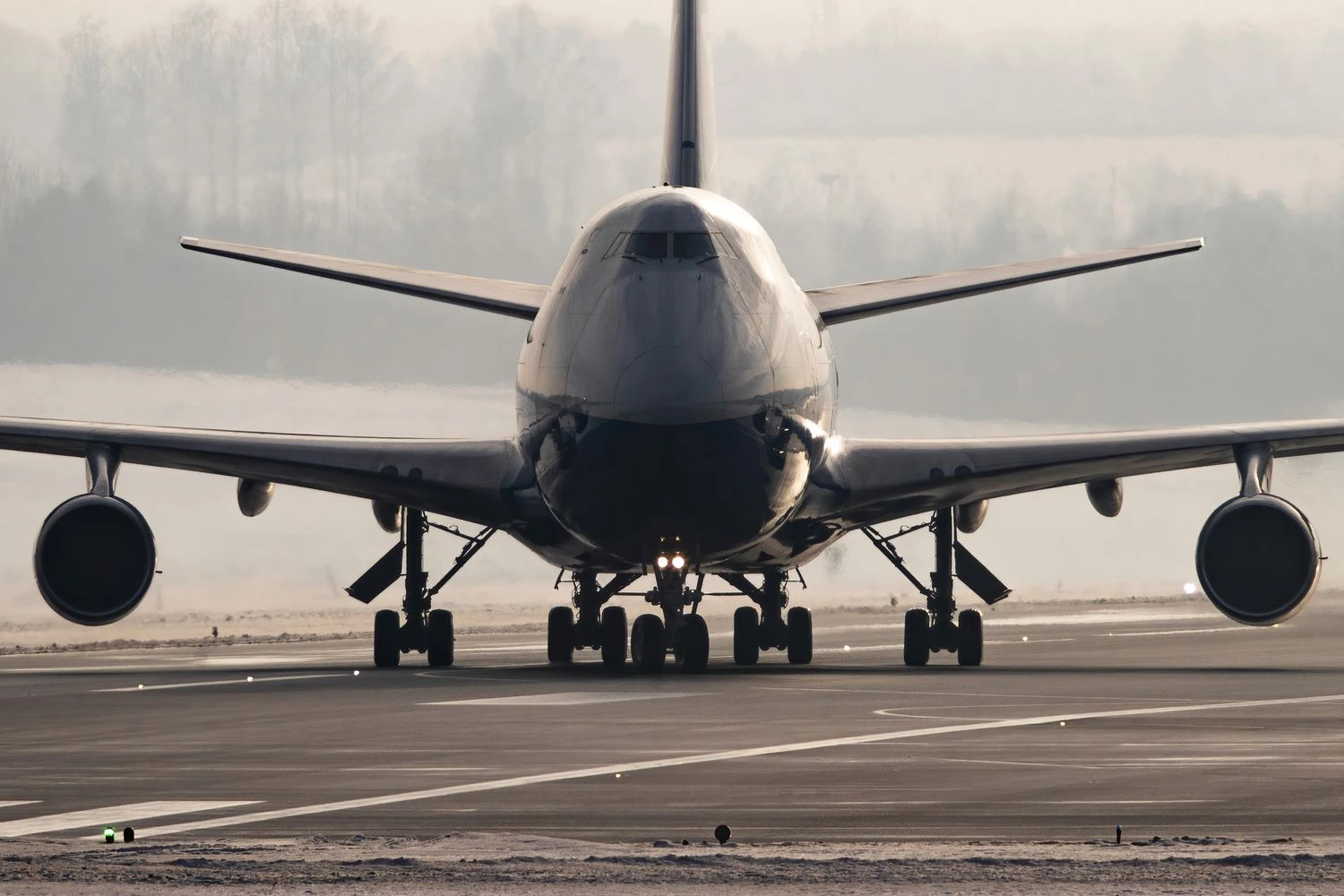 Vilnius Lithuania 2021-01-22 (4K-SW008) SILK WAY WEST AIRLINES BOEING 747-400F