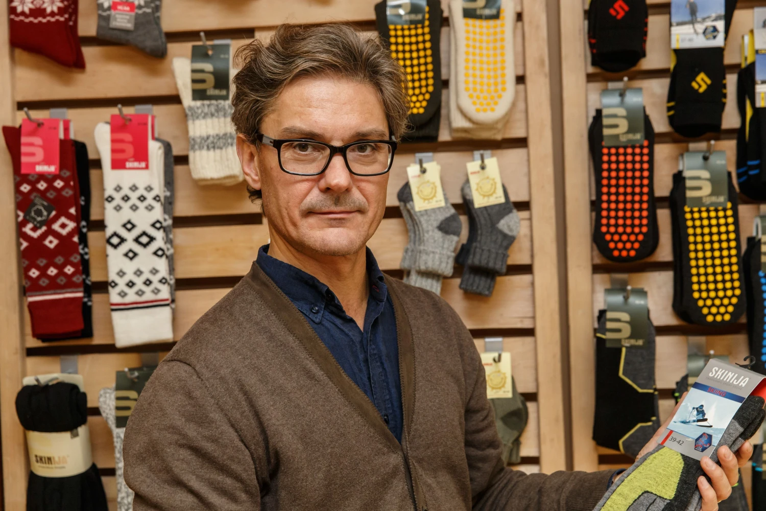 Kęstutis Rudgalvis, UAB „Skinija“ generalinis direktorius, valdybos pirmininkas: „Šįmet augant minimaliajam atlyginimui, kol kas dar nekėlėme savo produkcijos kainų. Bet kitų metų liepą, kai vėl kils minimalioji alga, žiūrėsime, ar toliau dar galėsime nekeisti savo prekių kainų, ar prireiks jas jau didinti.“ 