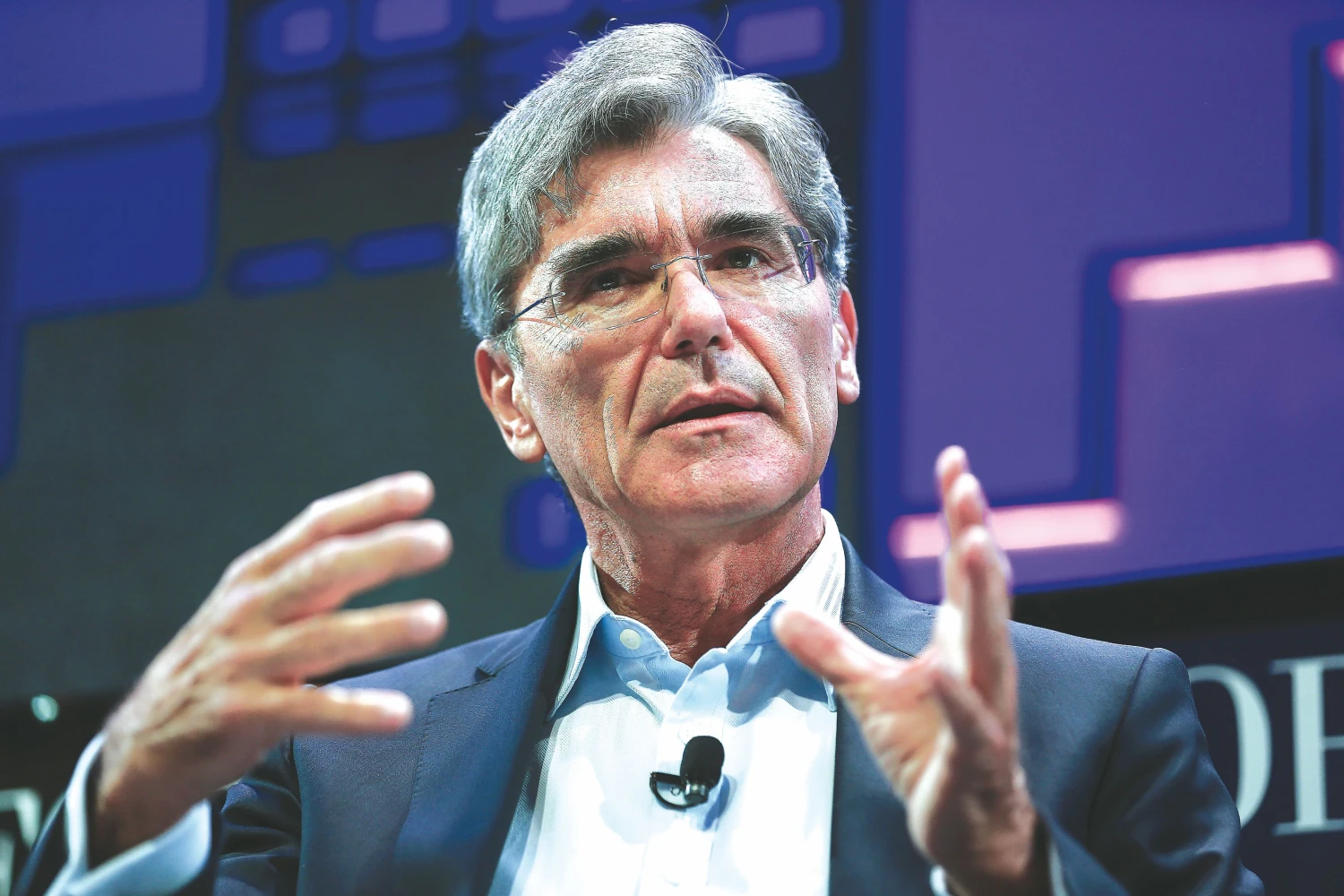 Joe Kaeseris, „Siemens“ vadovas, įspėjo, kad po teroro išpuolių verslininkai, planuodami veiklą, vertins geopolitines grėsmes.  ELIJAH NOUVELAGE („REUTERS“ / „SCANPIX“) NUOTR.