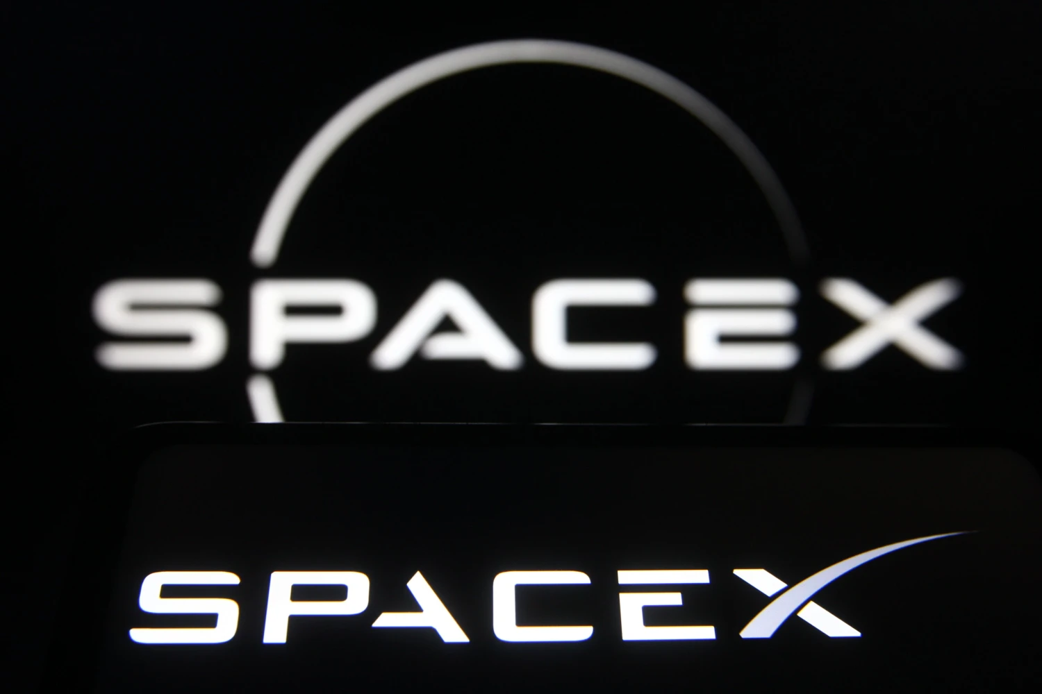 „SpaceX“ logotipas. Pavlo Gonchar („Sopa“/„Zuma“/„Scanpix“) nuotr.