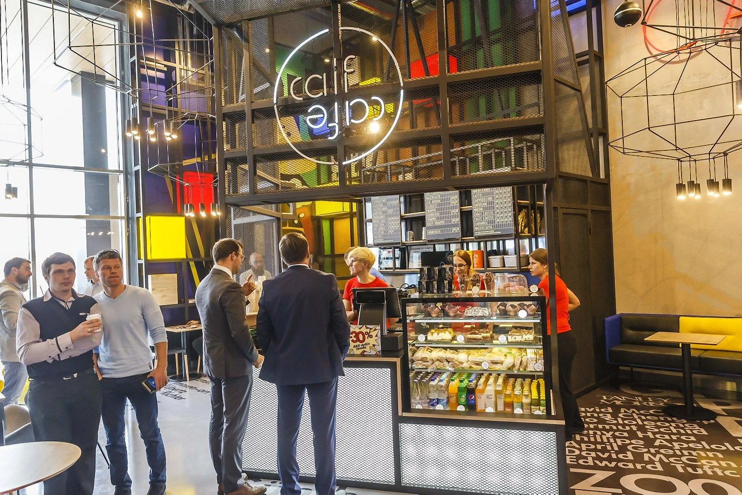 Nauja „Caif cafe“ prekybos slėnyje „Nordika“, Vilniuje. Vladimiro Ivanovo (VŽ) nuotr. 
