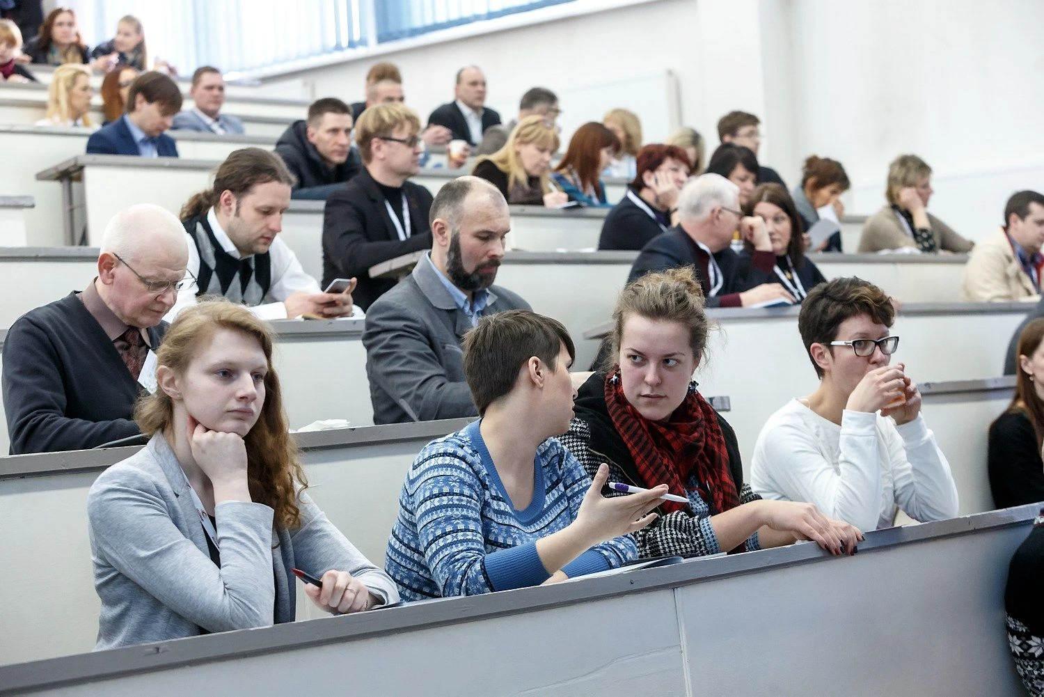 Modelis, kai universitetų vadovus rinko Senatas, veikė iki 2009-ųjų. Jo atsisakyta, nes jis nepasiteisino, be to, įstūmė Lietuvos aukštąjį mokslą į aklavietę, iš kurios ištrūkti nepavyksta iki šiol. Dabar, kai aukštojo mokslo sistemoje prasidėjo būtini pokyčiai, svarstoma prie šio modelio vėl grįžti – taigi grįžti ten, kur buvome prieš 15 metų. Tad vietoj proveržio palaikomas ir skatinamas regresas, mano Gintautas Galvanauskas, „Danske Bank“ generalinis direktorius. Vladimiro Ivanovo (VŽ) nuotr.