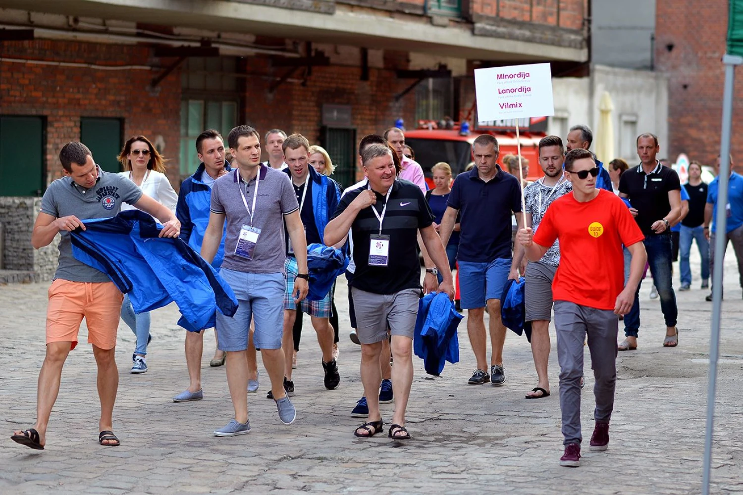 „Mūsų tikslas – kasmet veiklos pelną auginti bent 10%, yra dar keletas siektinų rodiklių“, – sako Audrius Mackevičius.UAB „Minordija“ ir „OFI Baltic“ generalinis direktorius. „Minordijos“ komanda. Asmeninio archyvo nuotr. 