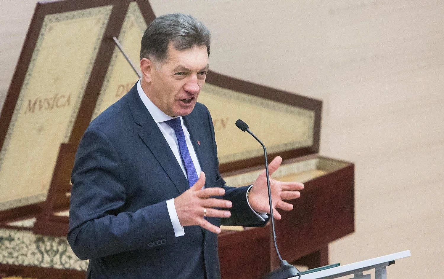 Premjeras Algirdas Butkevičius: „Numatyta, kad 2017 m. urėdijos turi būti reformuotos.“ Juditos Grigelytės (VŽ) nuotr.