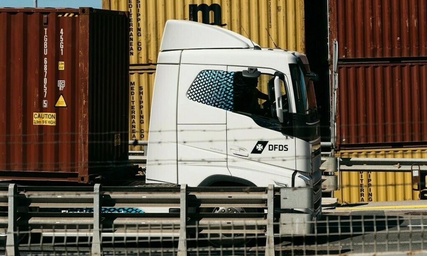 Elektrinis DFDS sunkvežimis. „Volvo Lietuva“ nuotr.