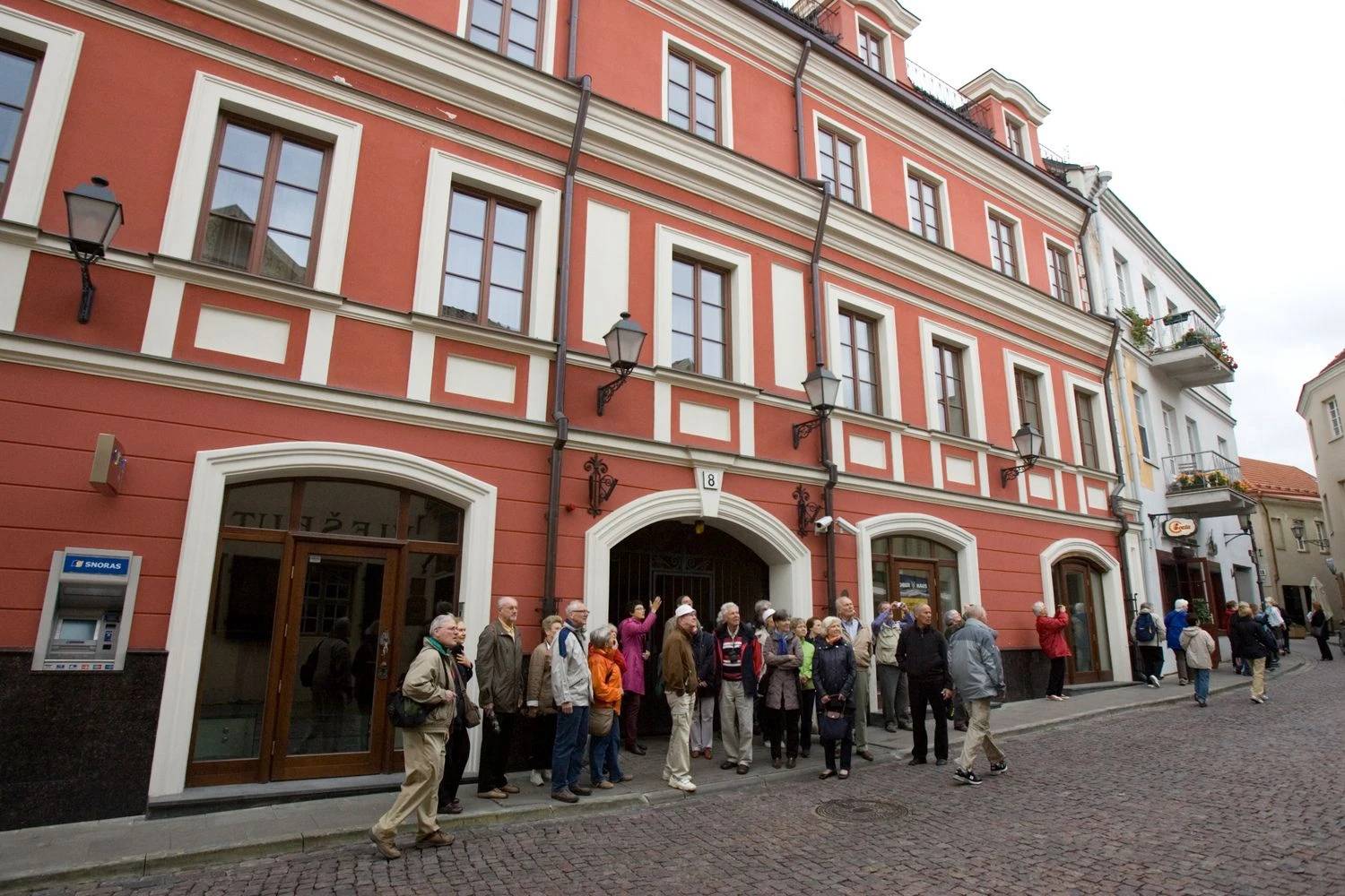 Savaitgalį vilniečiai galės rinktis iš 20-ies teminių nemokamų ekskursijų po senus ir naujesnius miesto rajonus. Vladimiro Ivanono (VŽ) nuotr. 