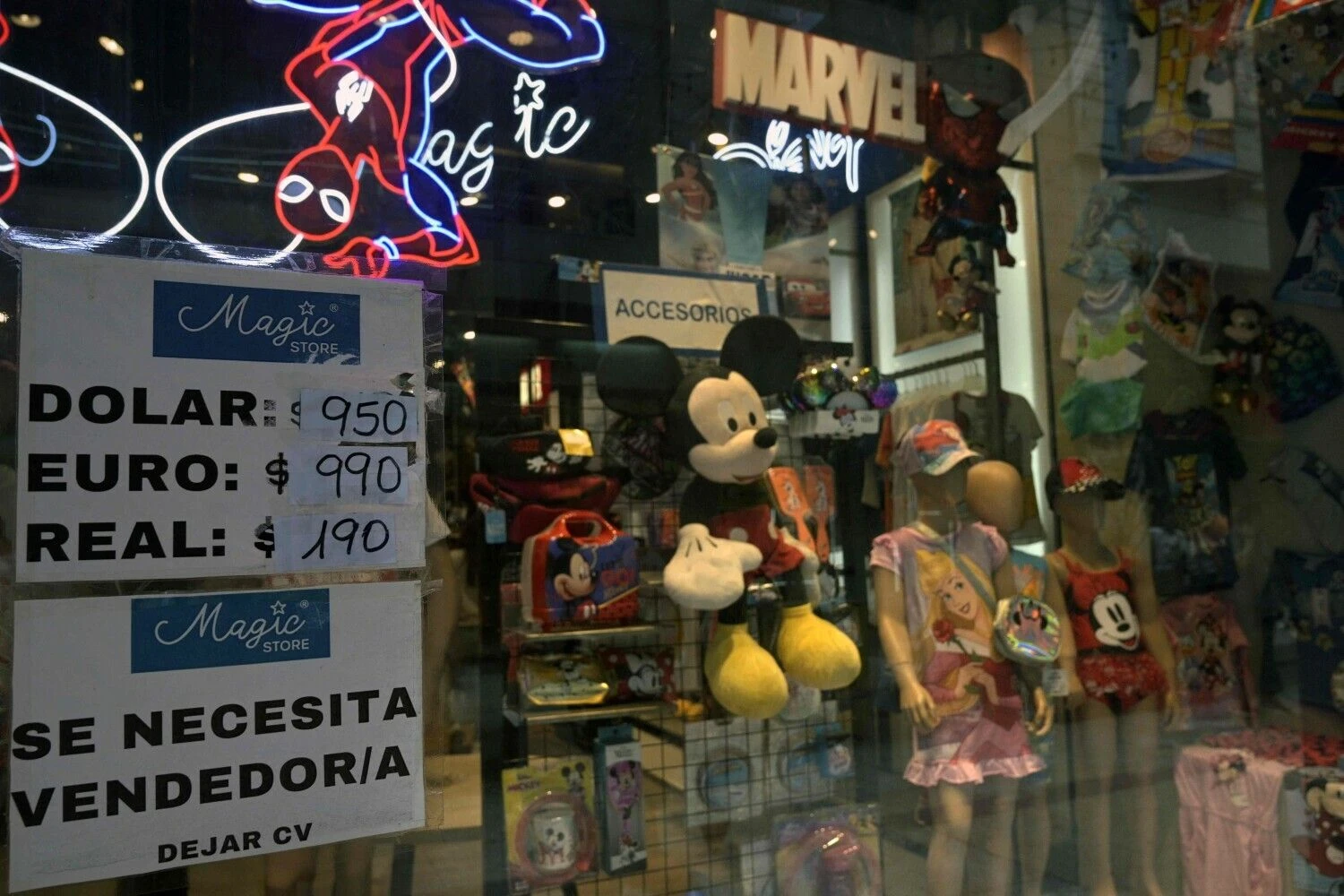 Juano Mabromatos (AFP / „Scanpix“) nuotr.