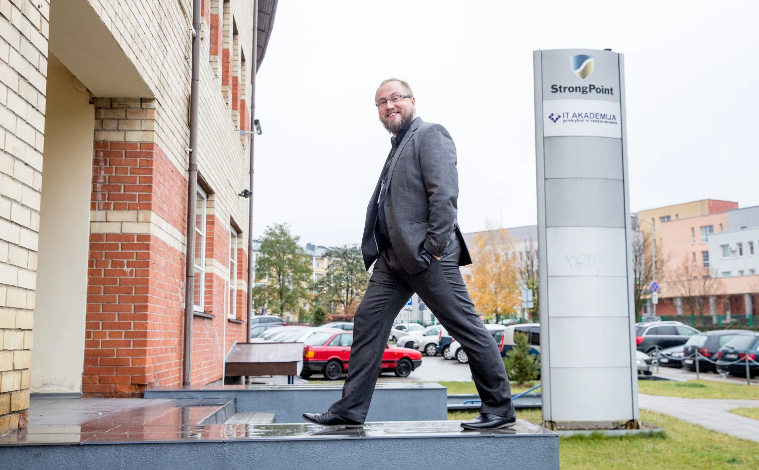 Tomas Montvila, „Strong Point“ projektų vadovas, sako, kad sugrįžti į buvusį darbą suviliojo naujas įdomus projektas ir vadovų pasitikėjimas. Juditos grigelytės (VŽ)nuotr.