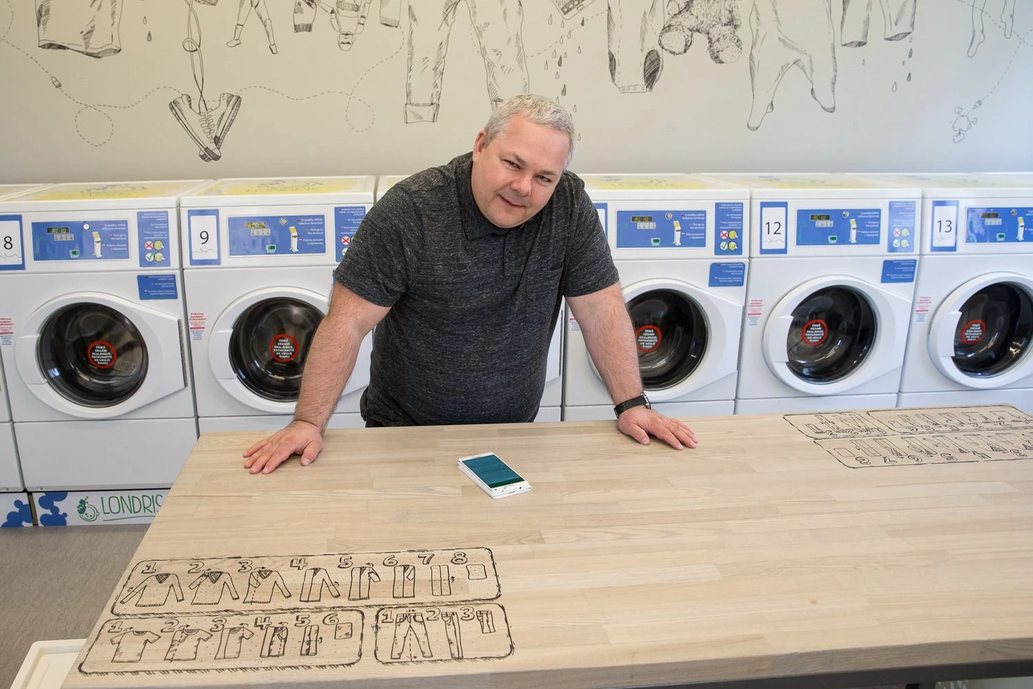 Rimantas Šimkus, skalbyklų skaitmeninimo UAB „Londris“ direktorius: „Dabar vyksta šios sistemos diegimas Jungtinėje Karalystėje, Olandijoje, Čekijoje, savo sprendimus greitai pristatysime parodoje JAV.“ Vladimiro Ivanovo (VŽ) nuotr.