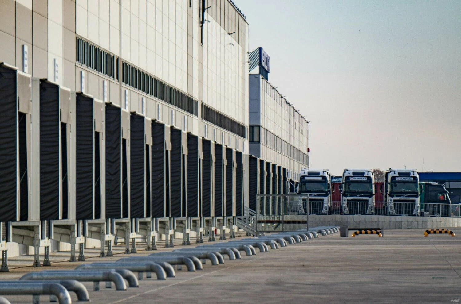 Kelių transportas išlieka pagrindine sektoriaus varomąja jėga. Algimanto Kalvaičio nuotr.