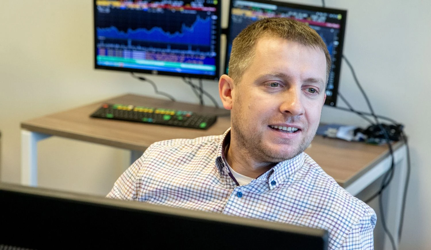 Domas Klimavičius, Šiaulių banko Rinkų ir iždo departamento Finansų maklerio skyriaus makleris. Juditos Grigelytės (VŽ) nuotr.