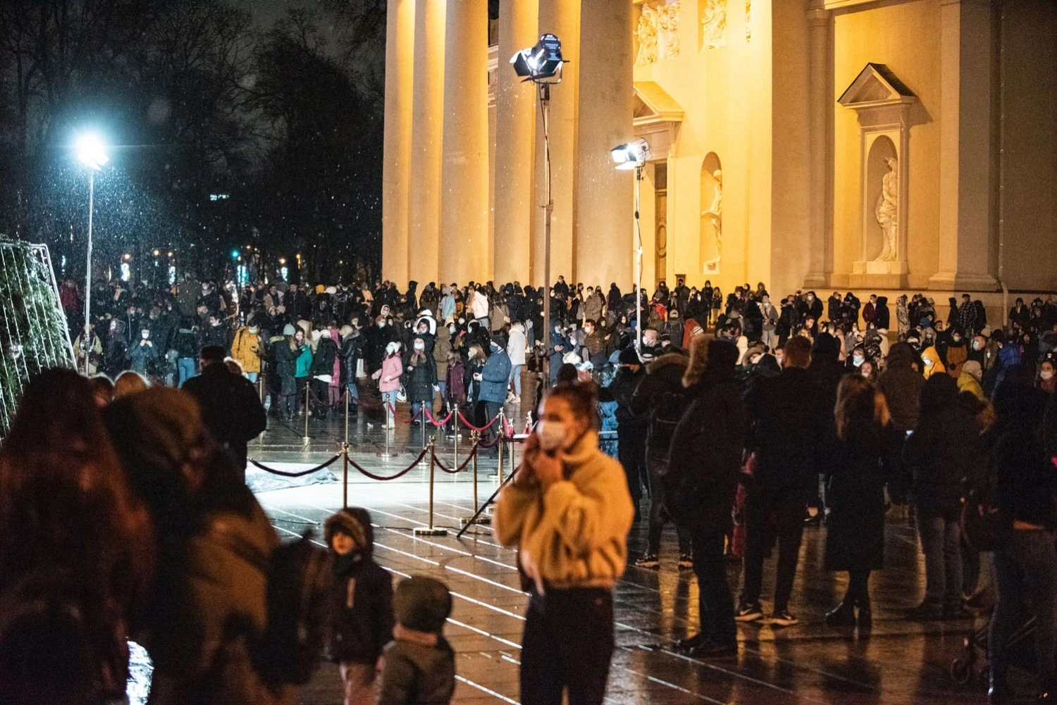 Vilniaus Šv. Kalėdų eglės įžiebimas Katedros aikštėje. Arūno Strumilos („15min“) nuotr.